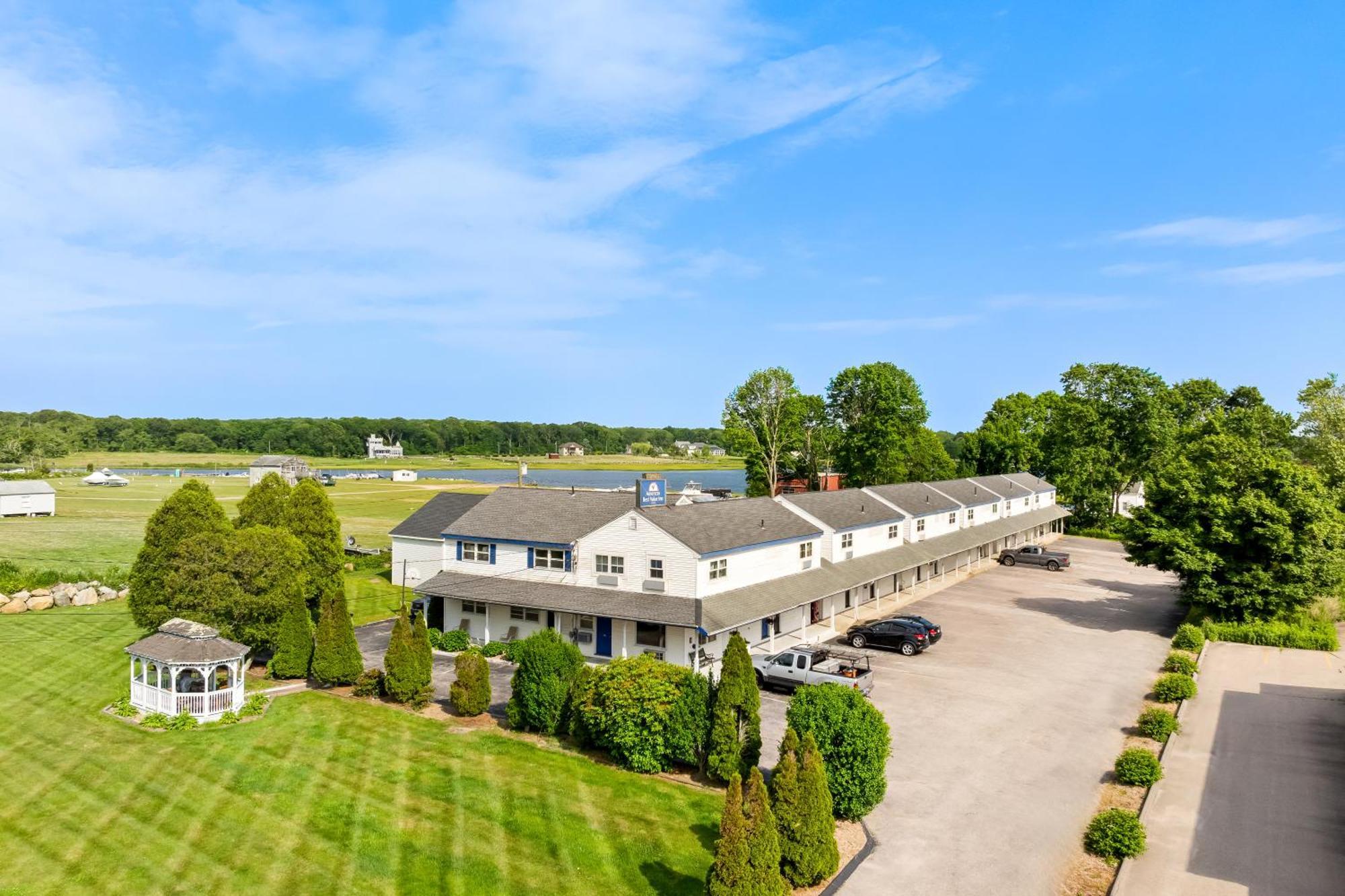 Americas Best Value Inn Stonington Mystic Bagian luar foto