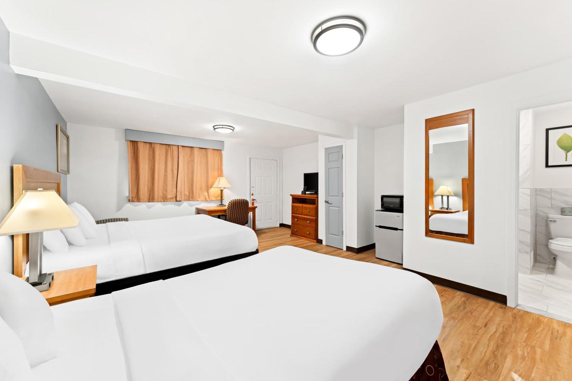 Americas Best Value Inn Stonington Mystic Bagian luar foto