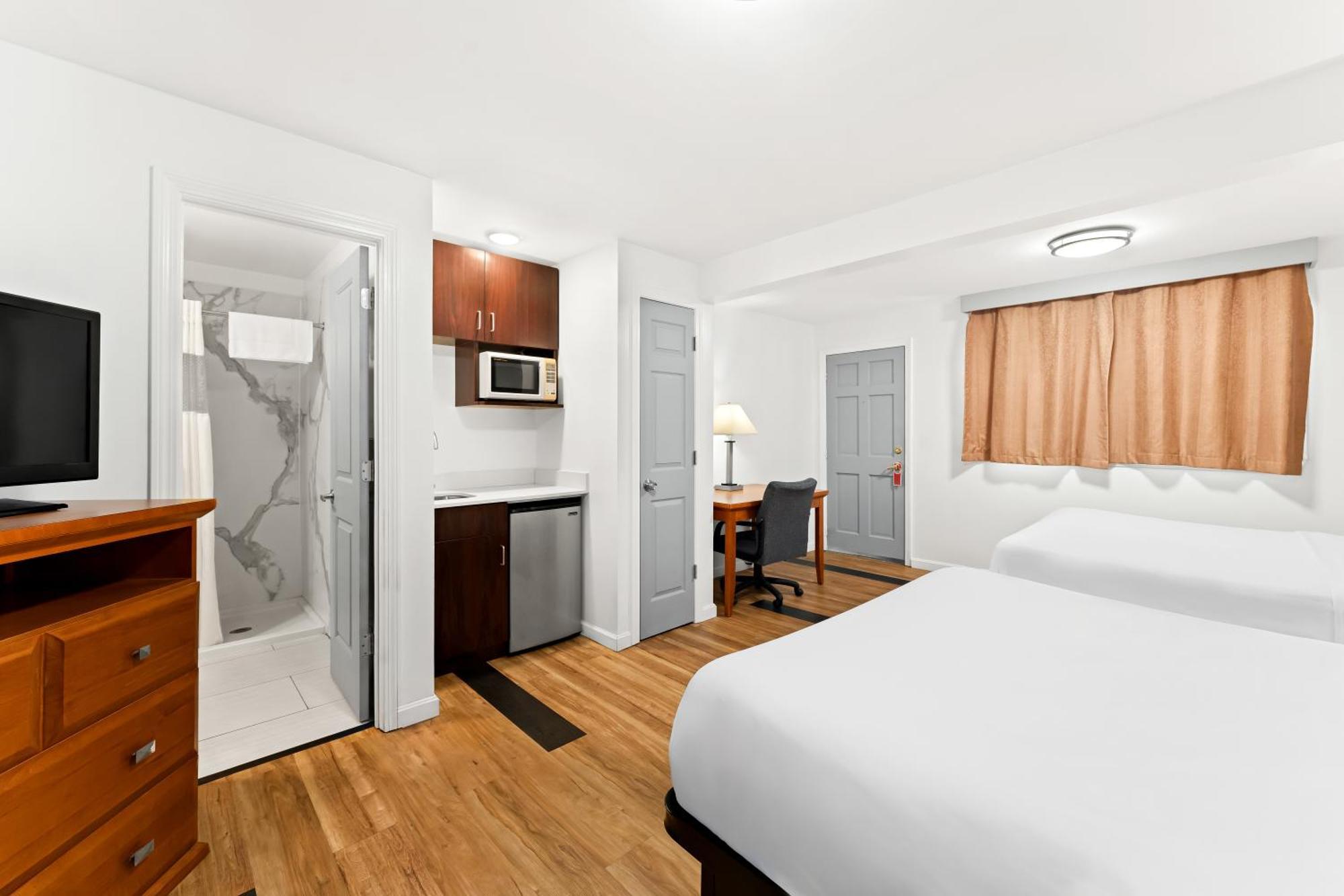 Americas Best Value Inn Stonington Mystic Bagian luar foto